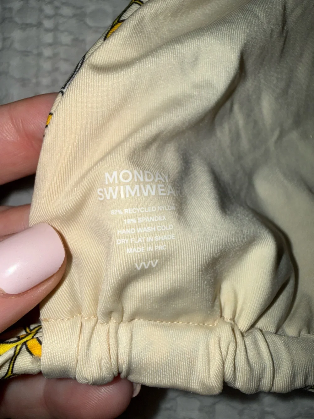 Monday Swimwear Morocco Bikini Top sun lynx geo 16 VVV XXL